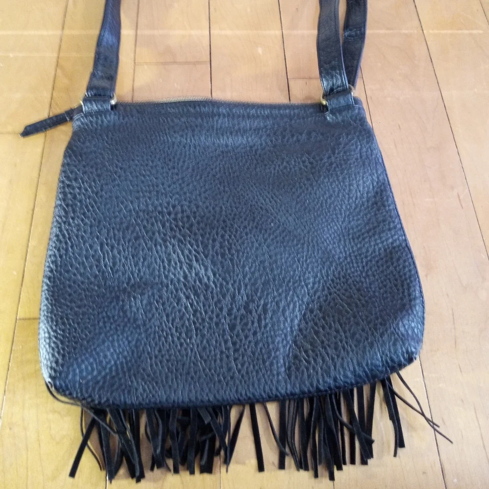 Sonoma Lifestyle black vegan leather crossbody bag with tassels - Picture 7 of 11